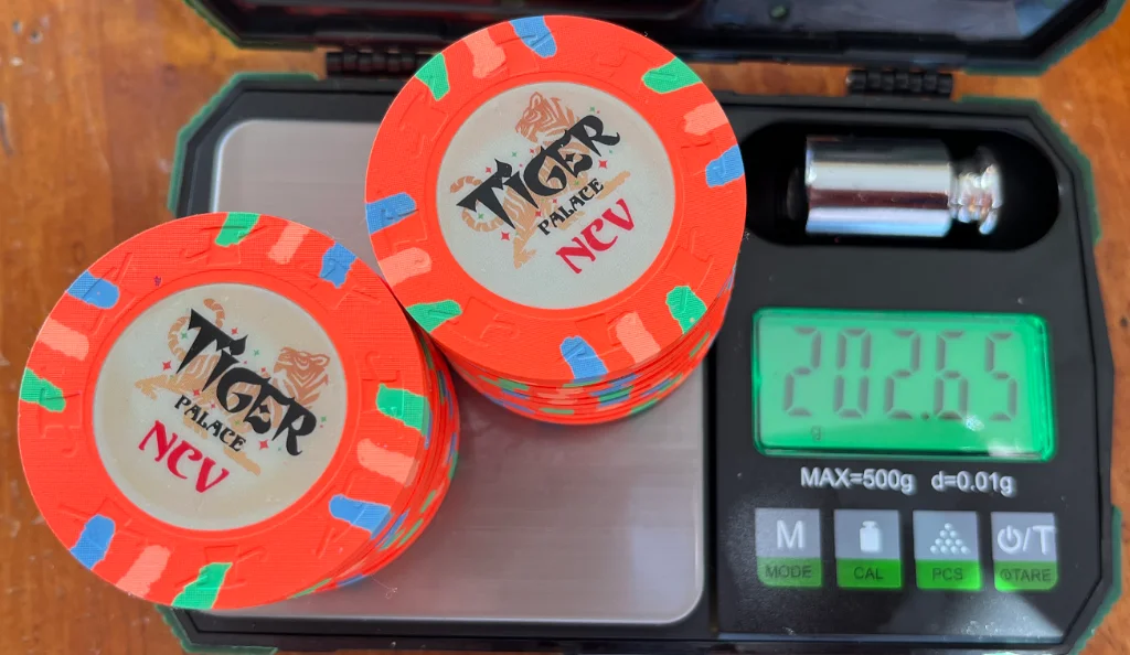 04 TigerPalace43mmNCVb.webp