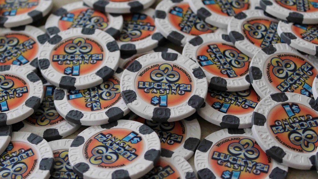 12 Paulson Lucky 21 Casino #25.JPG