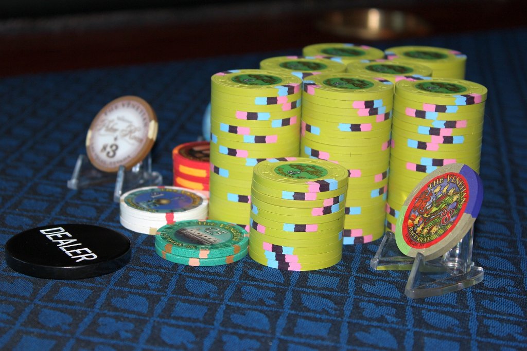 14093-1346652558-73927118345e8c281e12e187267f1f03.jpg