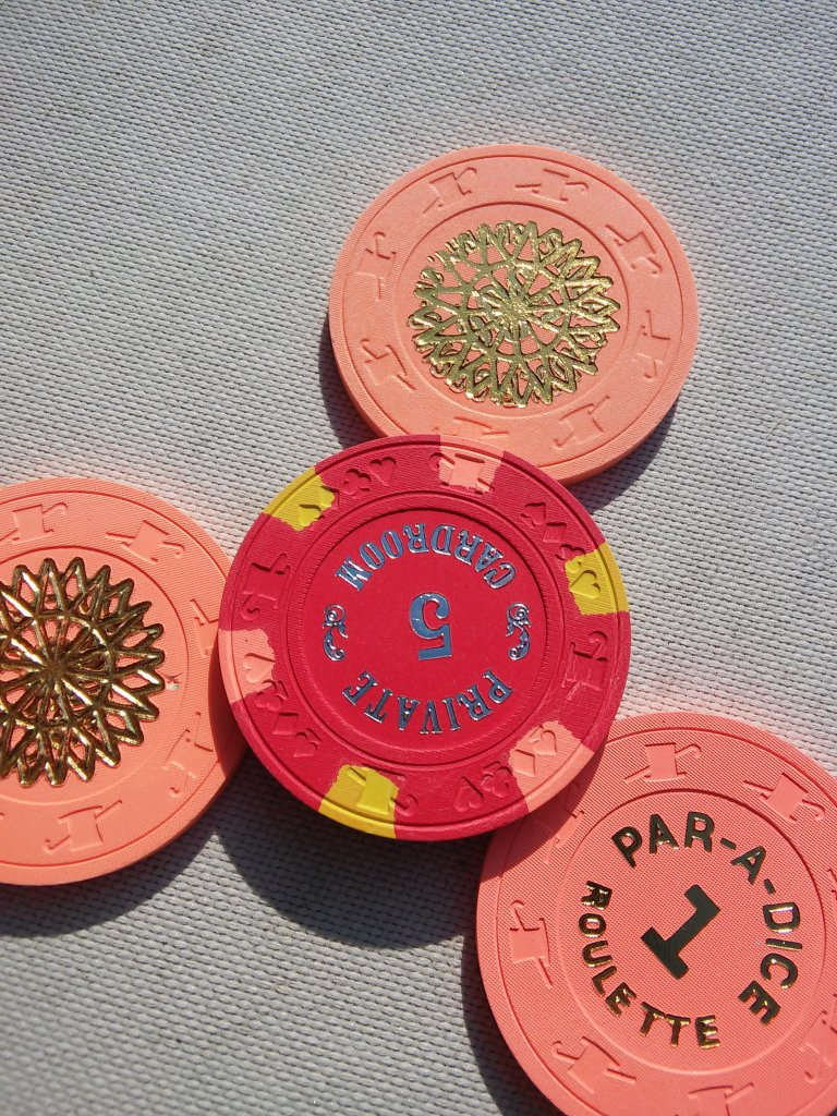 263566