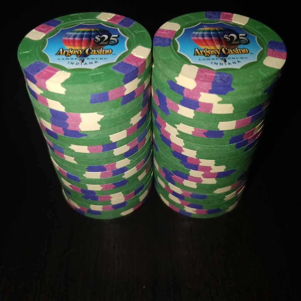 15873496460557240276880040139728.jpg
