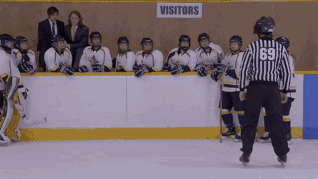 1646878044081.gif