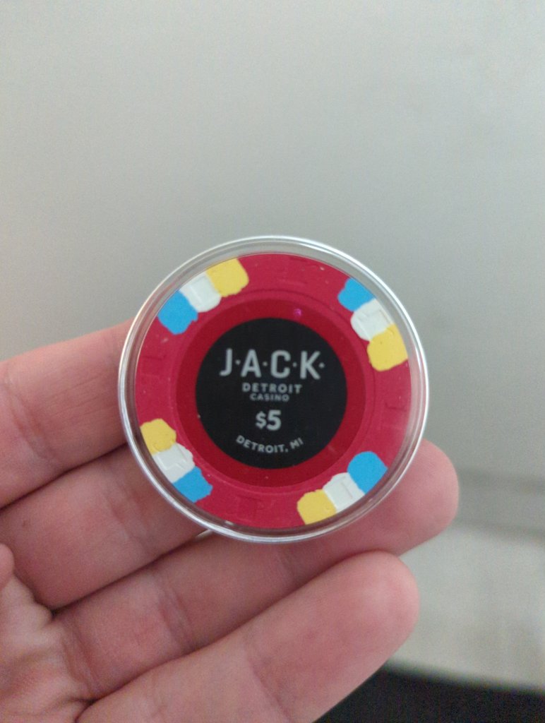 16909354336875668470263784965217.jpg
