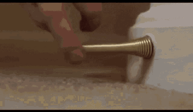 1764033487231.gif