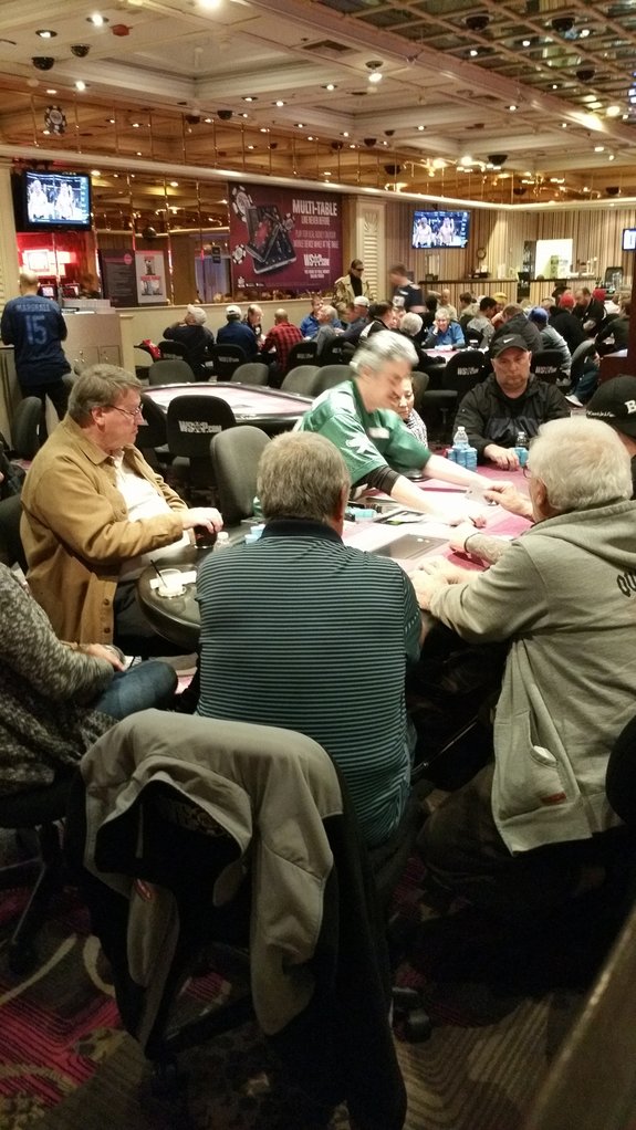 20160117-flamingopokerroom.jpg