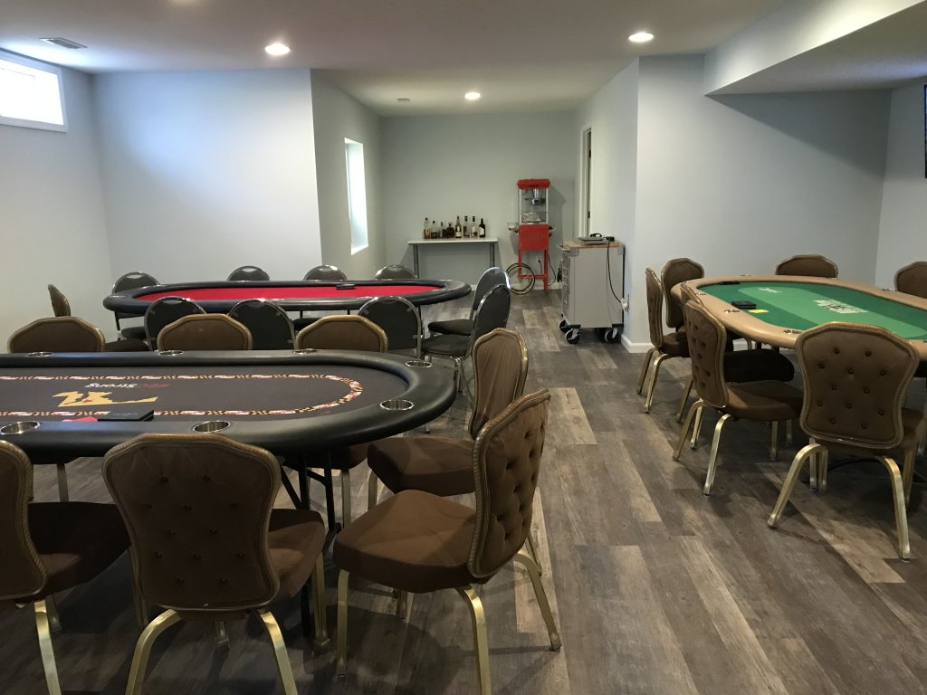 Stories from the SpeakEC | Poker Chip Forum