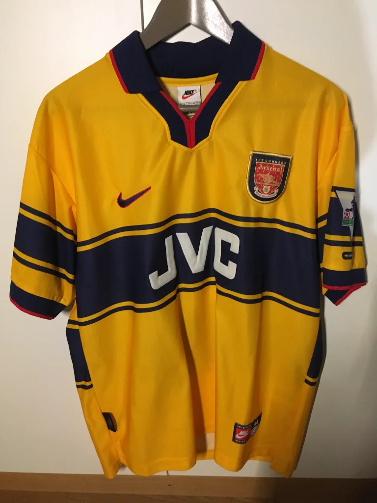 3a - Arsenal Away - 1997-1999 - Size M 178cm.webp