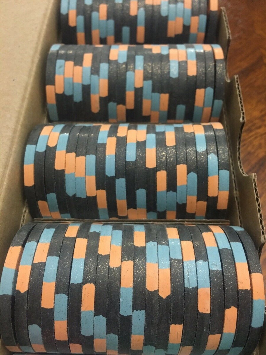 289694