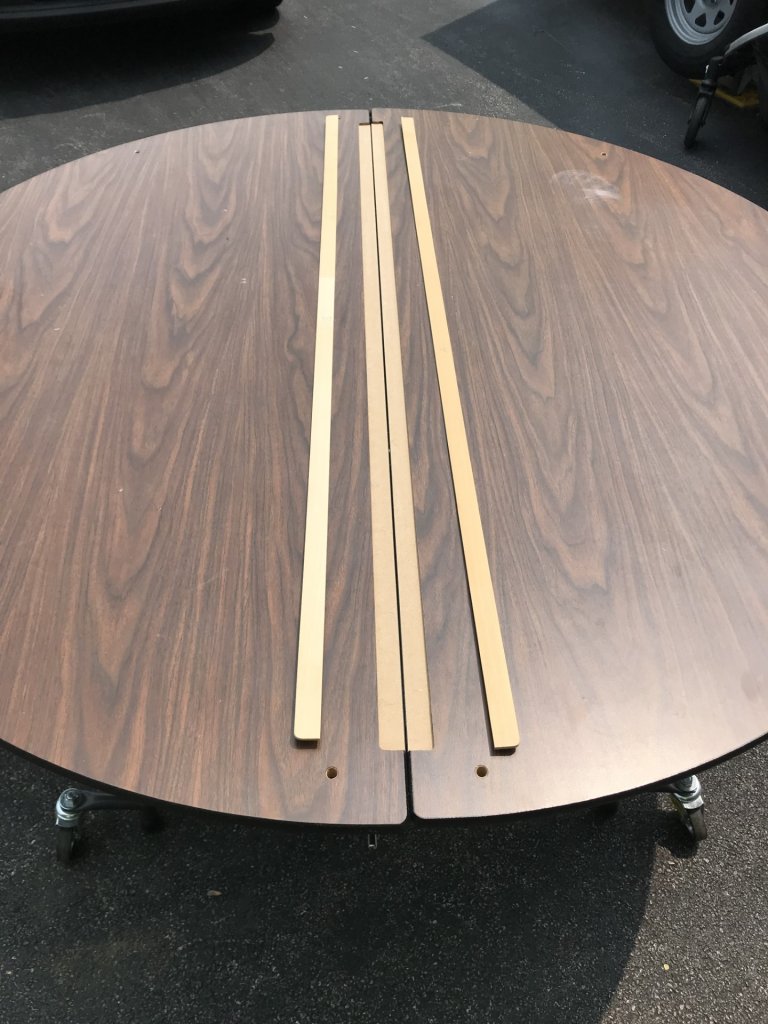 60 inch folding table 18.jpg