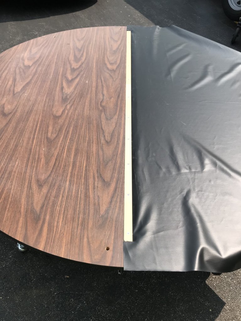 60 inch folding table 20.jpg