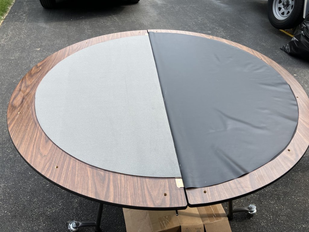 60 inch folding table 25.jpg