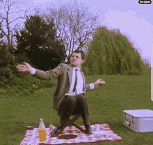 80A76C6D-7E6D-41A6-8F3E-9EC7CE1364FE.gif