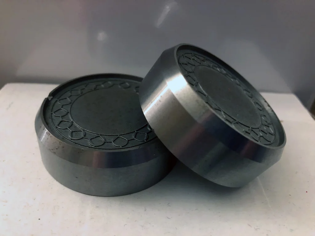 AD-cirsquare-cups.webp
