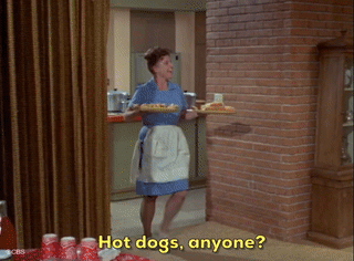Alice-hotdogs.gif
