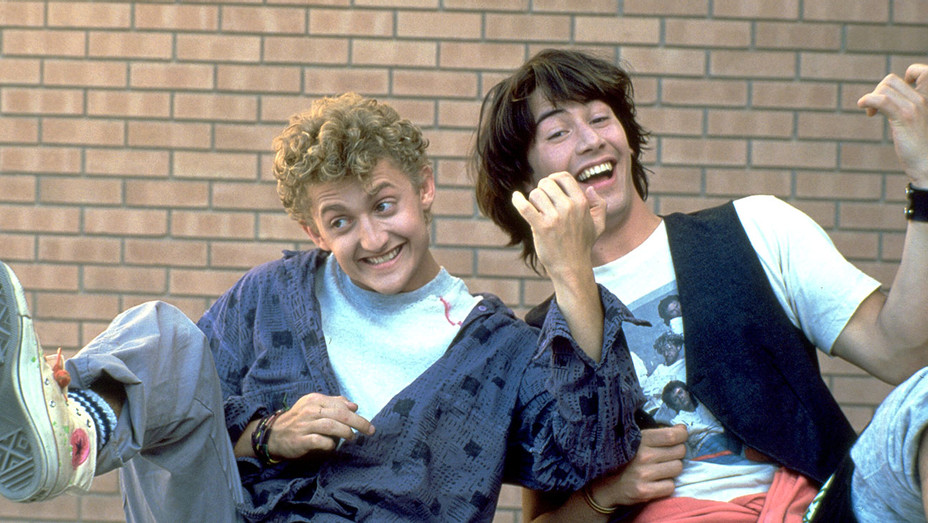 billandtedsexcellent_pub02-h_2019-928x523.jpg