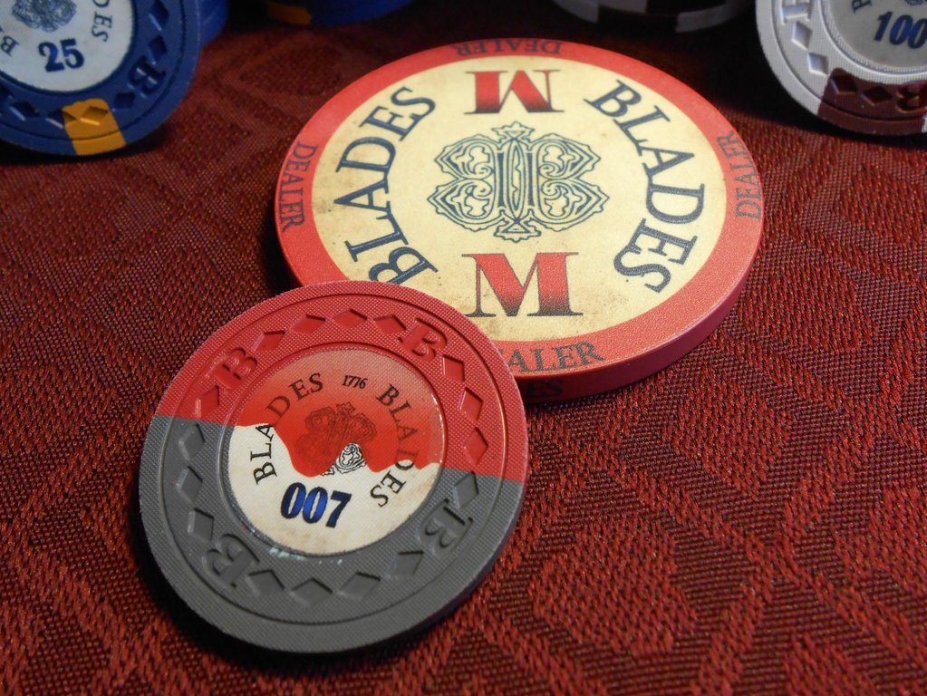 BLADES (2) 042.JPG
