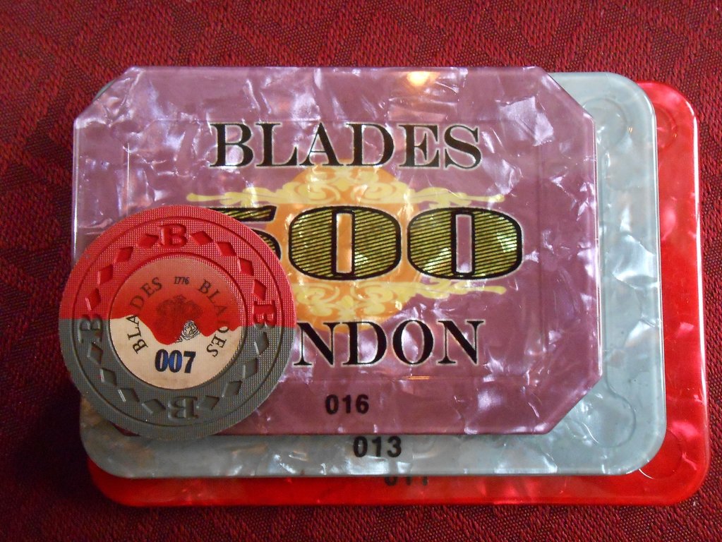 BLADES (2) 132.JPG