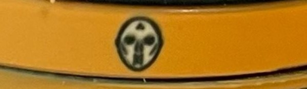 BRUINSMASKEDGE.JPG