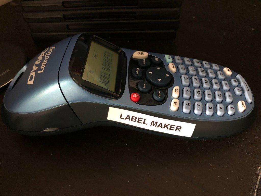 c99kf0mnsos51.jpg