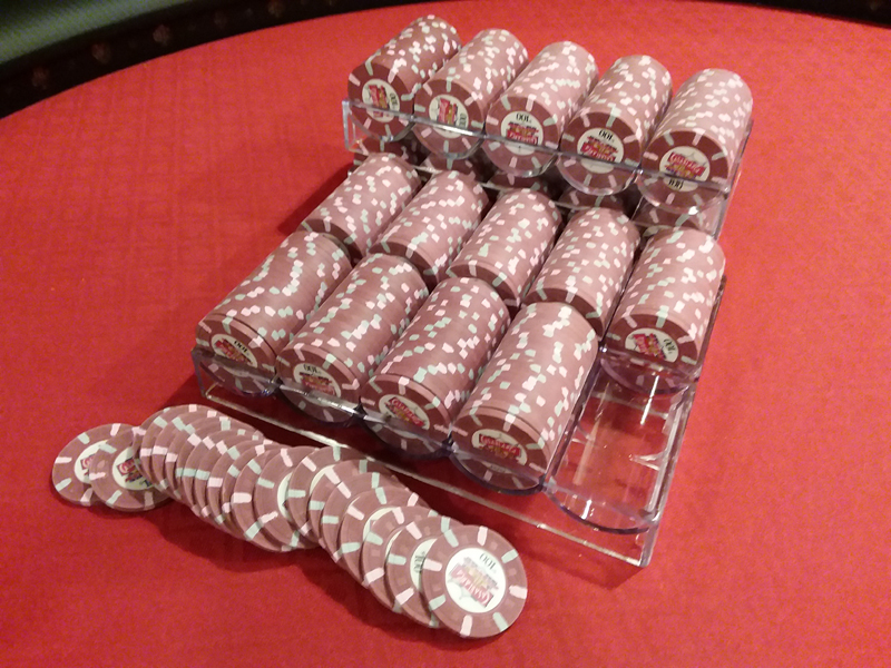 casablancapokerchips.jpg