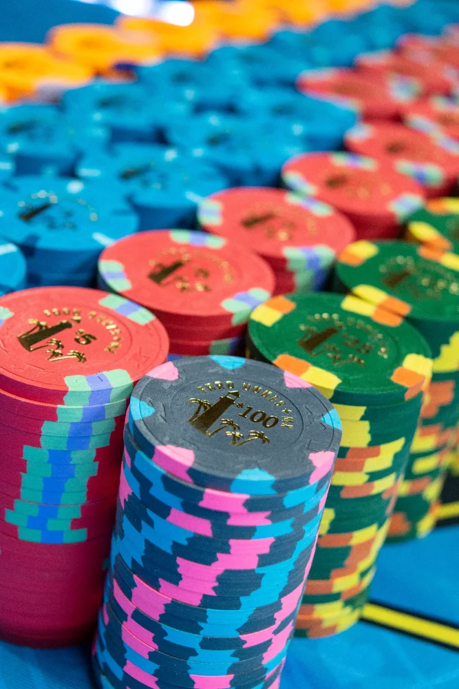 Casino_chips_2_21.jpg-FULL.webp