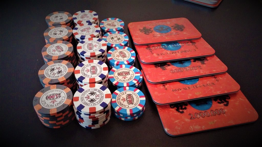 Classic Poker Chips - Casino Royale (Royale-Les-Eaux) - HU set ~ 14.jpeg