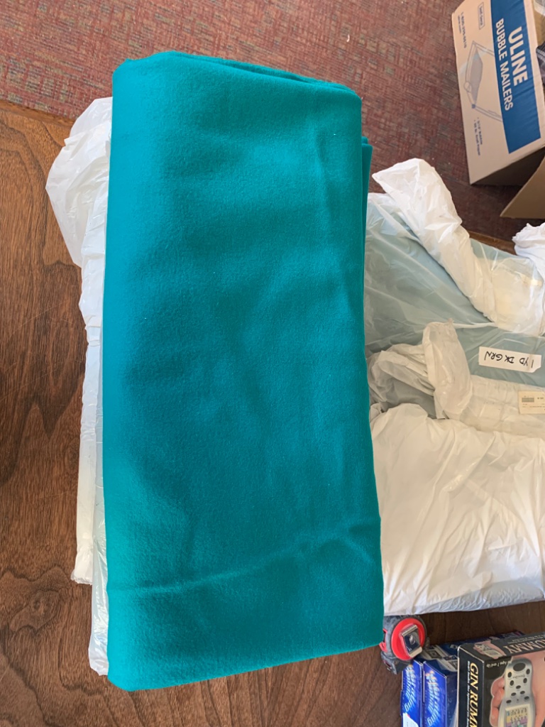 Cloths 2 2yds std grn.jpg