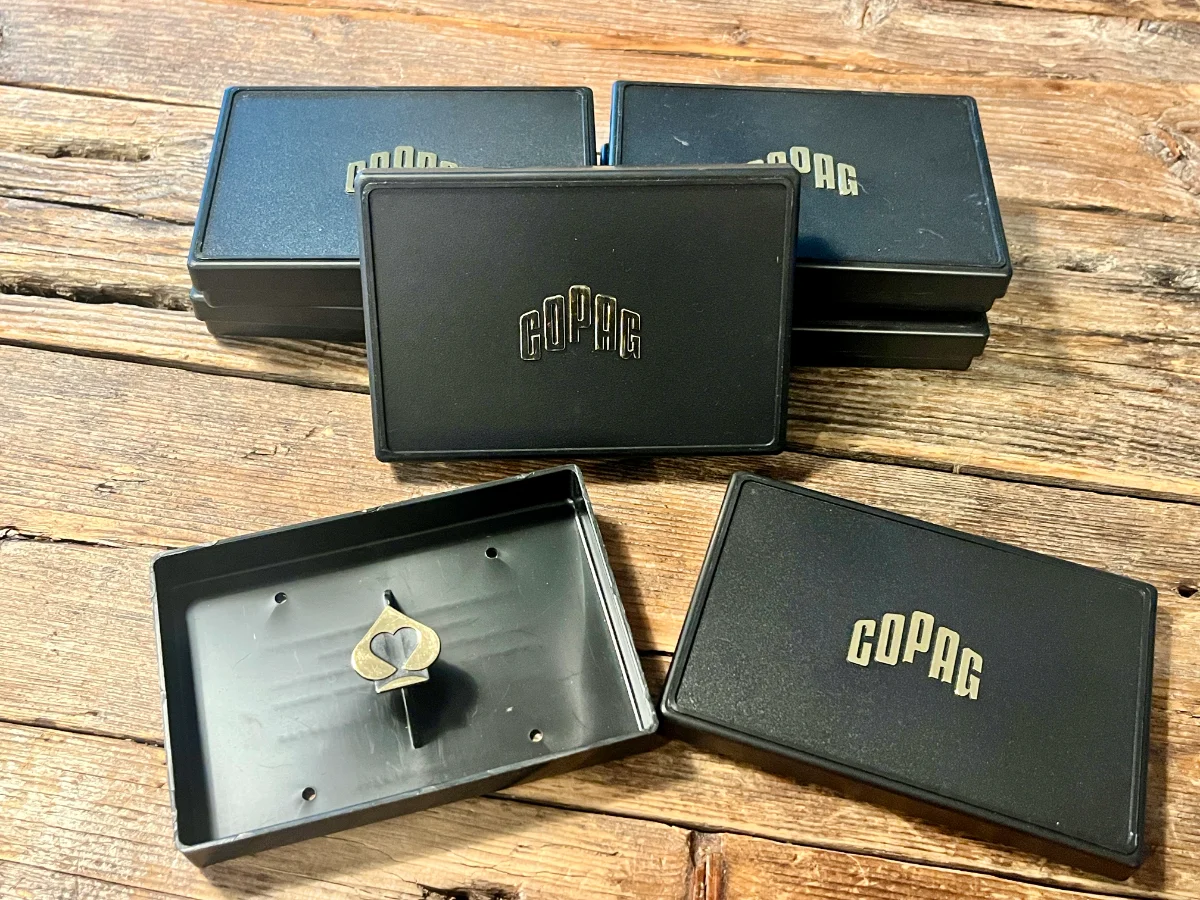 Copag poker size cases-1.webp