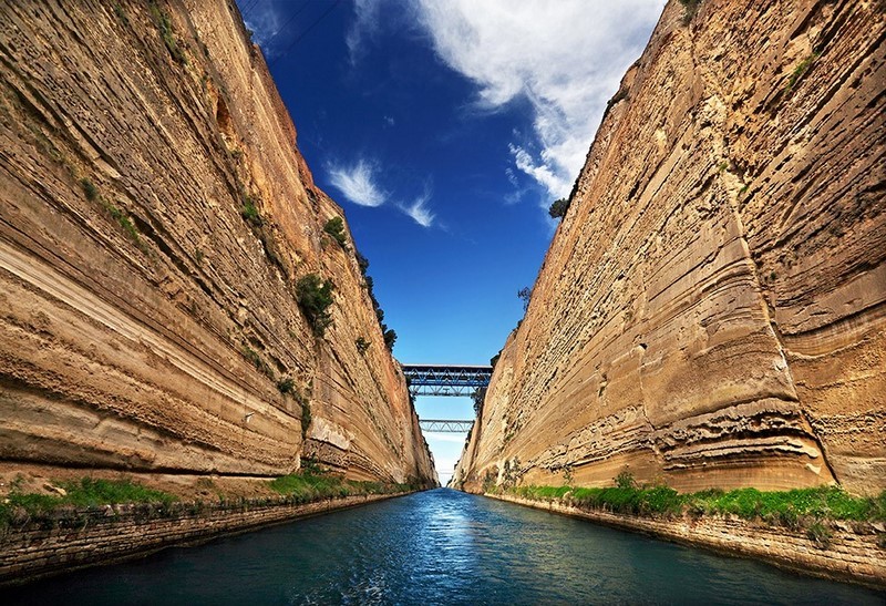 corinth-canal-5.jpg