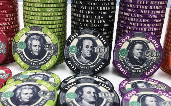 dead-presidents-custom-ceramic-poker-chips-center-crop-site.jpg