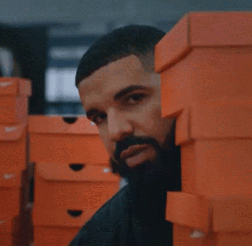 drake-peeking.gif