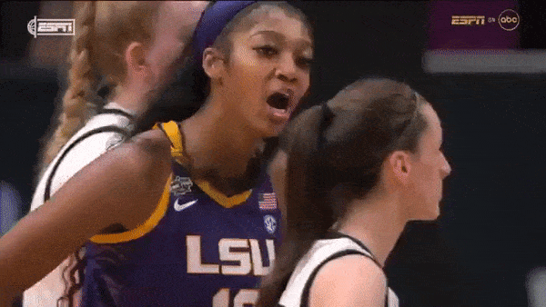 E7354811-2958-4755-B30E-D3FA6B3C884A.gif