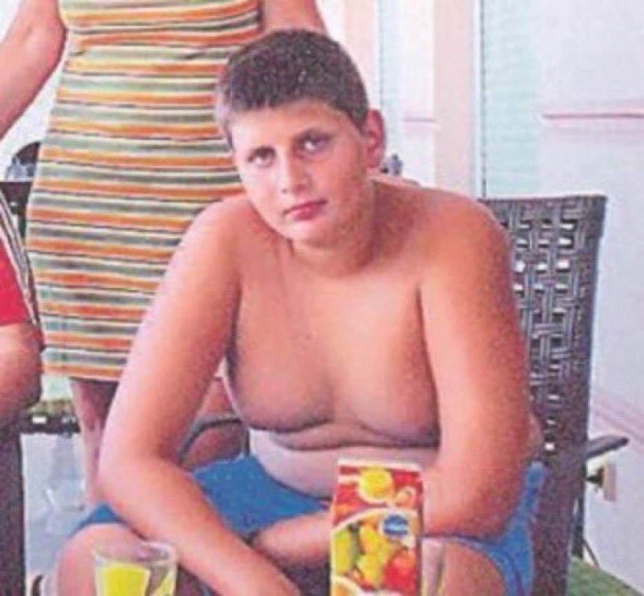Eh0hxIUWAAAT93g.jpeg