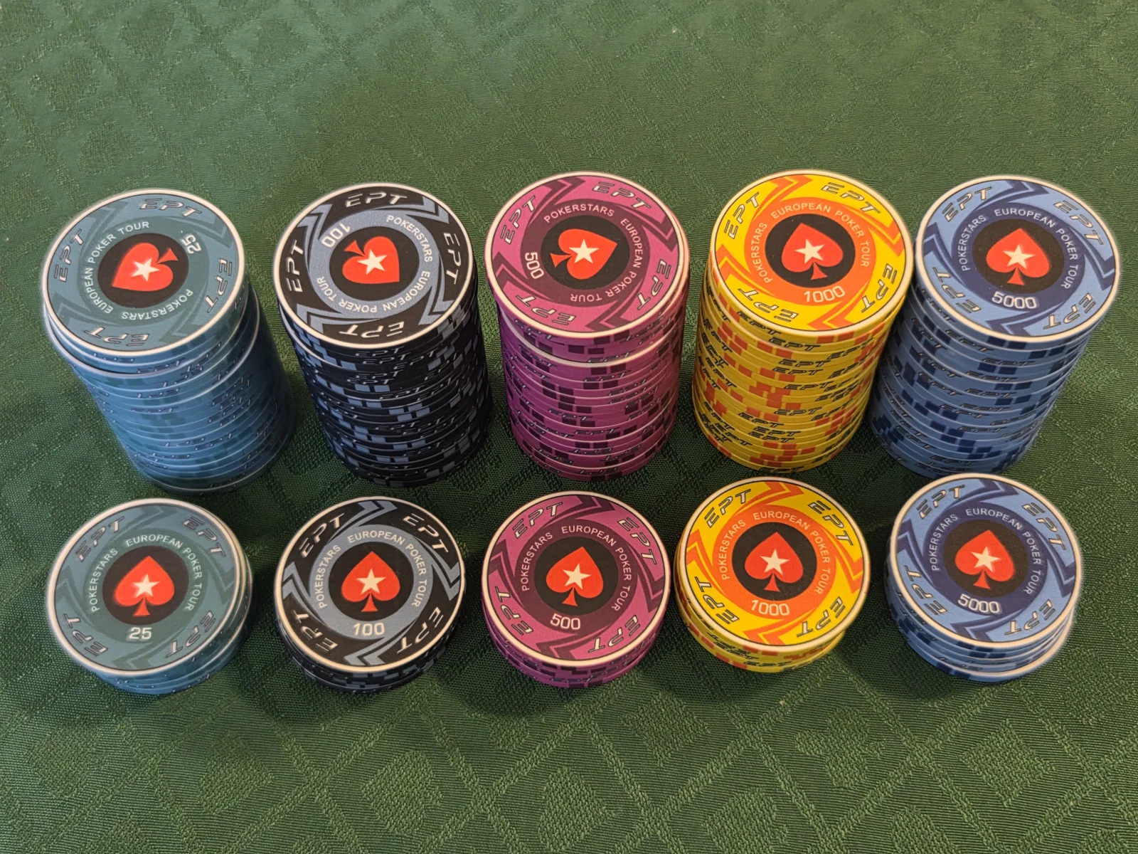 EPT Poker Chips 43mm 2.webp
