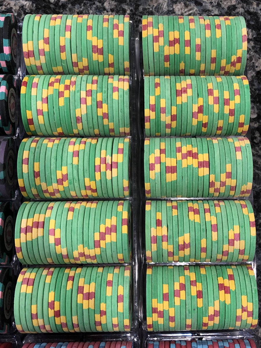248733