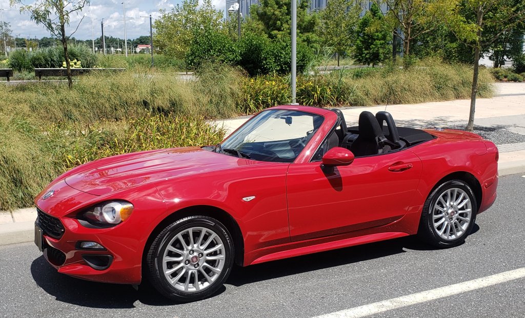 Fiat 124 Spider B.jpg