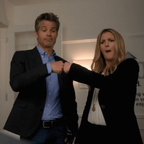 fist-bump-gif-file-1614kb-w6t9o5b1w6xfalea.gif