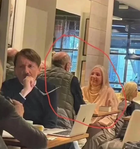 G70okLObAAAhyas.webp