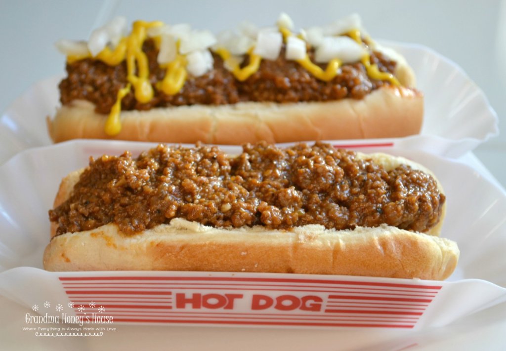 Homemade-Hot-Dog-Sauce.jpg