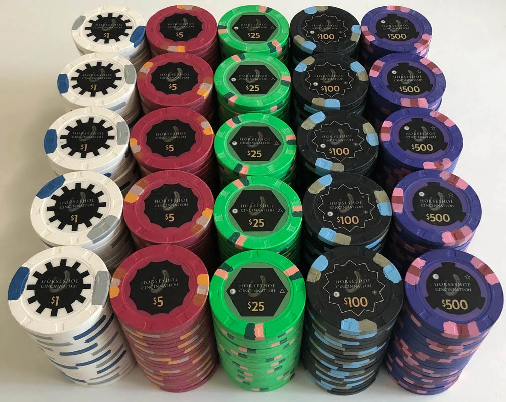 horseshoe-cincinnati-paulson-poker-chips-500-set.webp