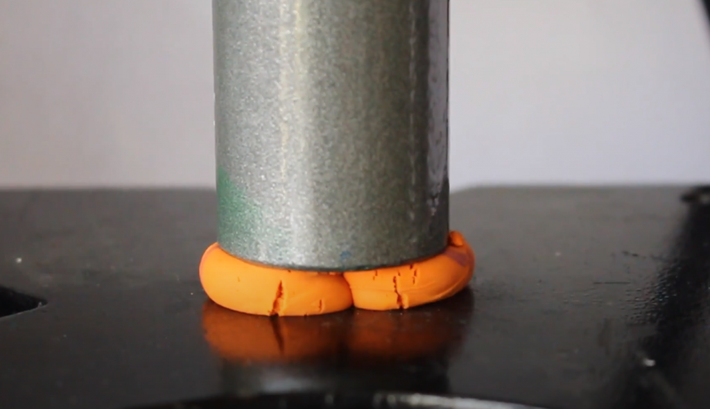 hydraulic-press-clay.png