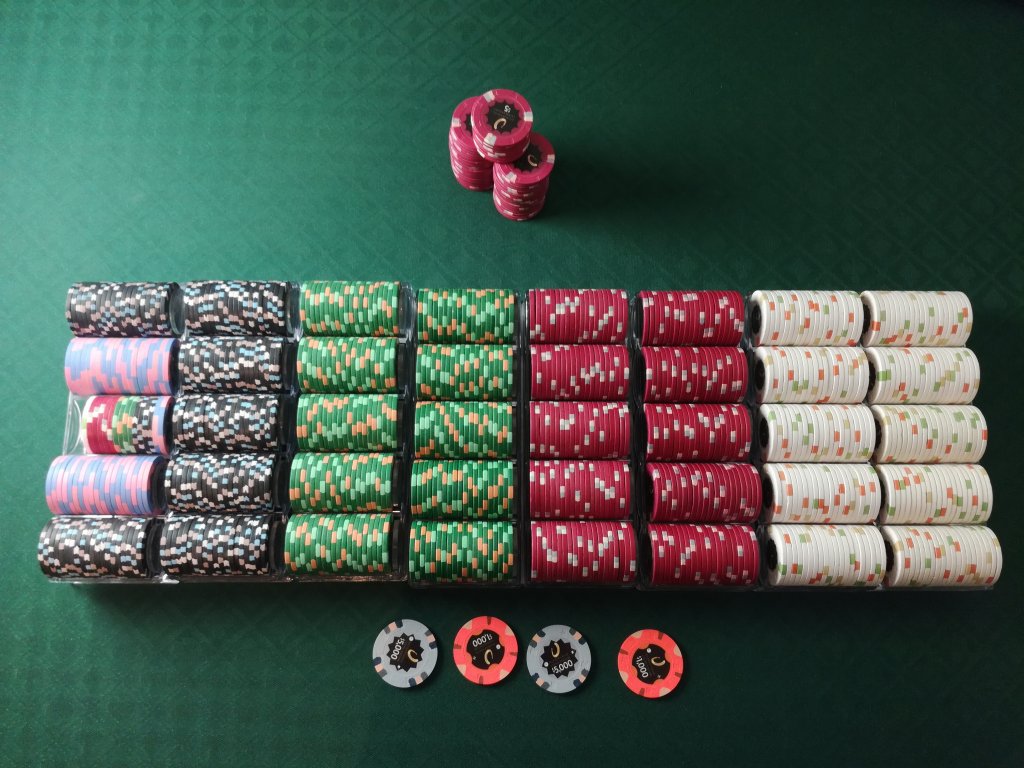 257382