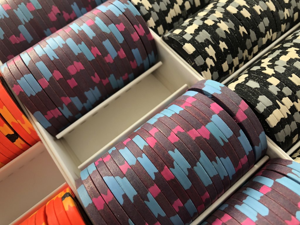 258991
