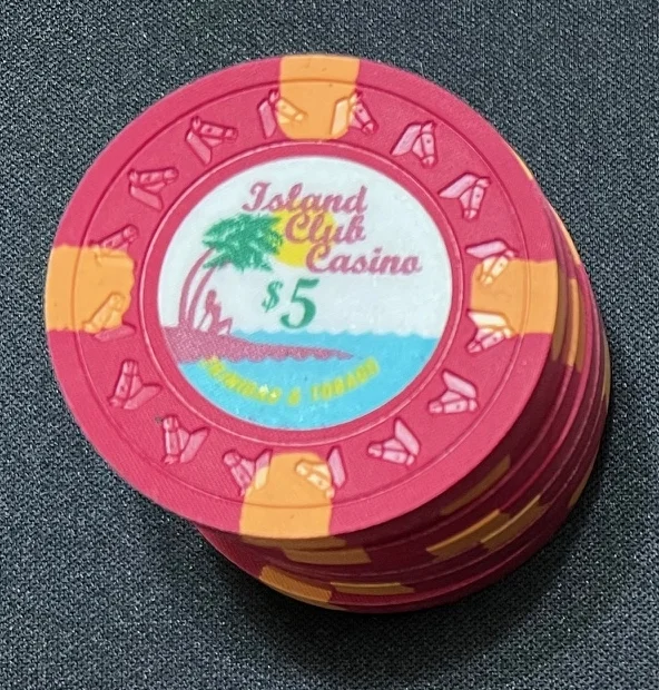 islandclub03a.webp