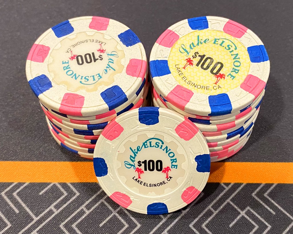 LE 100 stacks IMG_2306 copy.jpg