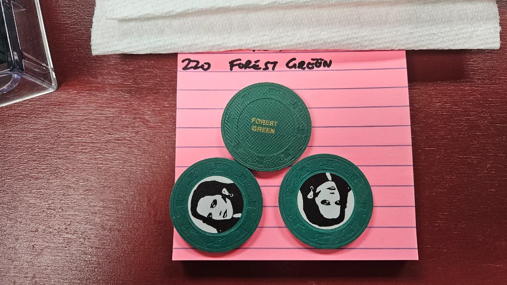 Lot 203 green.webp