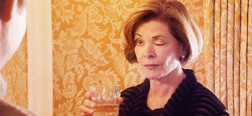LUCILLE-WINK.gif