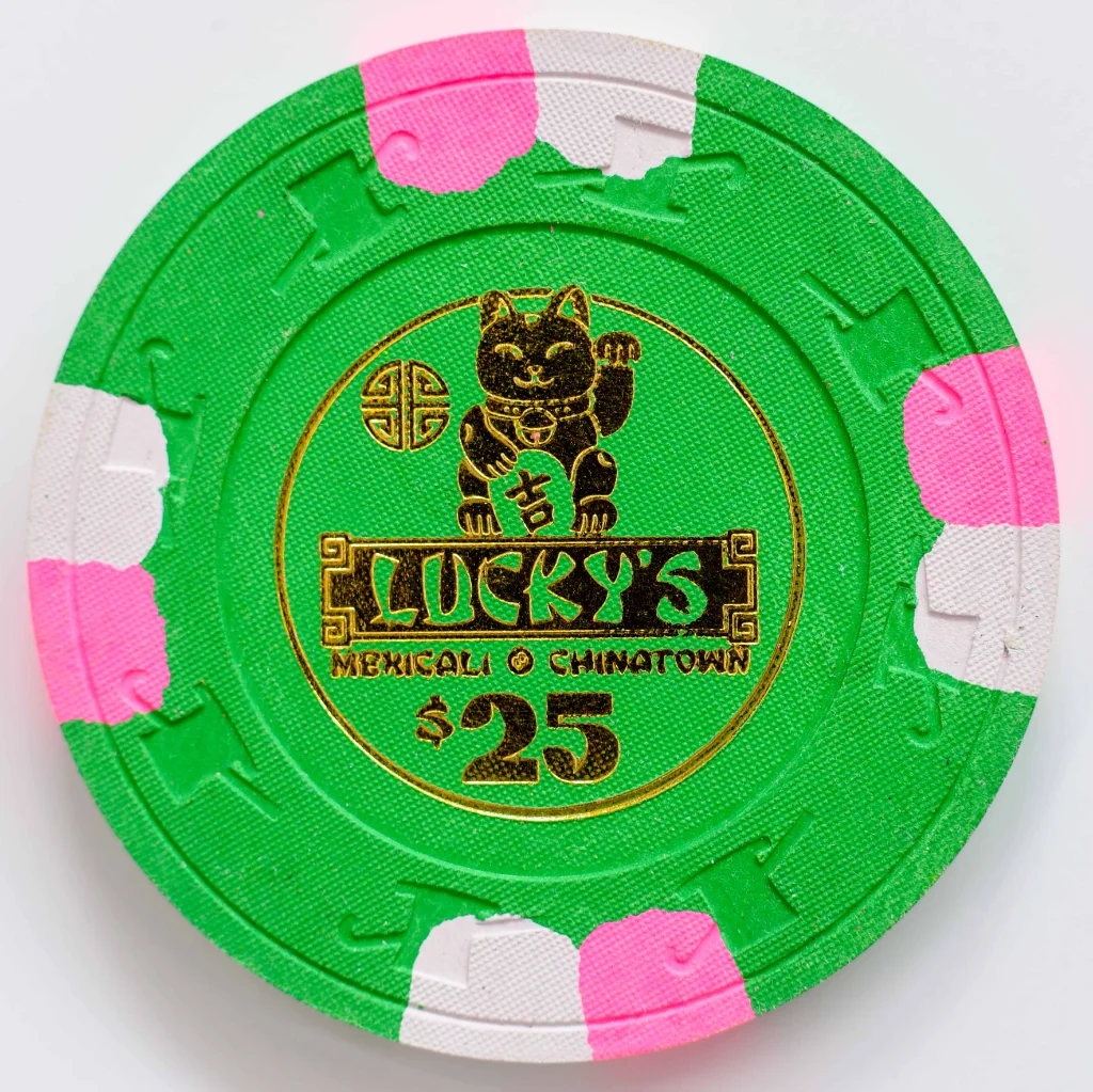 luckys-009.webp