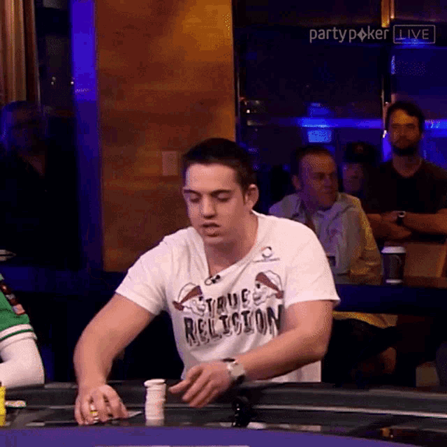 luke-schwartz-party-poker.gif