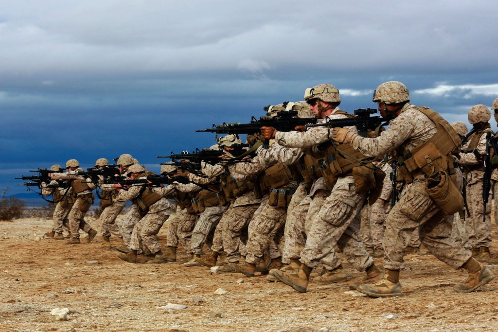 marines-combat-gliding-1800.jpg